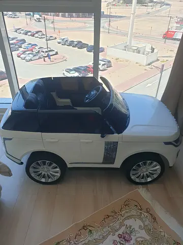 Range Rover white colour