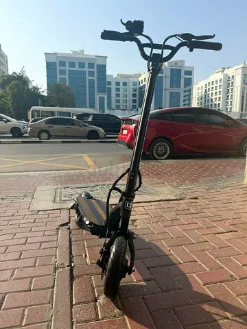 Electric Scooter for Easy Commuting