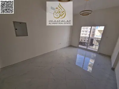 غرفتين وصالة أول ساكن للإيجار في الصناعية | 3 حمام | بلكونة | شارع الاتحاد | شهر مجاني | 42,000 درهم