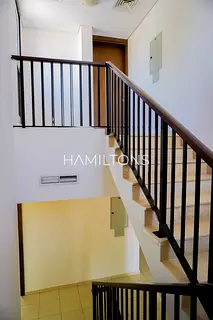 Family Home in Secure Community | Spacious Villa | Resale