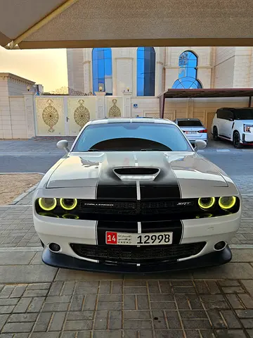 Dodge Challenger SRT 6.4L – 2015 – GCC – Very Good Condition
