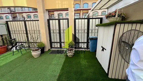 FULLY RENOVATED 4BHK TOWNHOUSE FOR SALE IN CASH