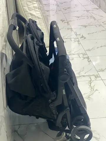 Compact and Convenient Stroller for Sale