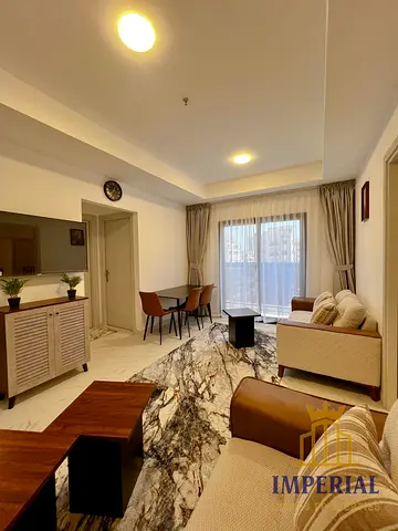 One-bedroom apartment with a living room and two bathrooms, close to the Corniche.