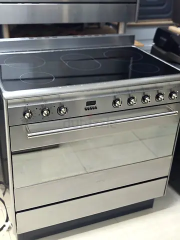 Smeg 90 cm ceramic cooking range 5 hubs electric ceramic stove