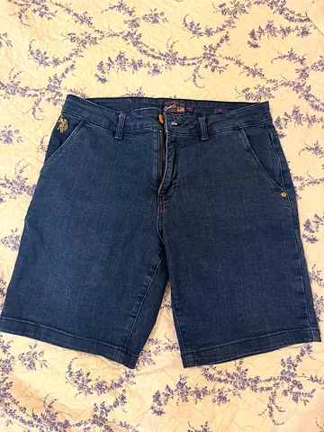 US Polo shorts- M size