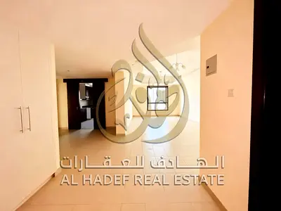 إطلالة مائية بالممزر | تكييف مجاني | 2BHK بتصميم موزع غرف | 3 حمامات | مخرج دبي