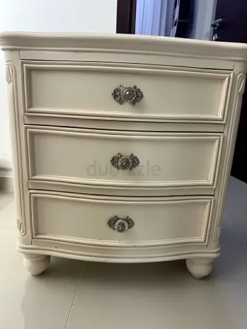 Elegant White Three-Drawer Nightstand - Vietnam Made
