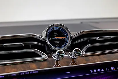 2021 Bentley BENTAYGA — миниатюра 15