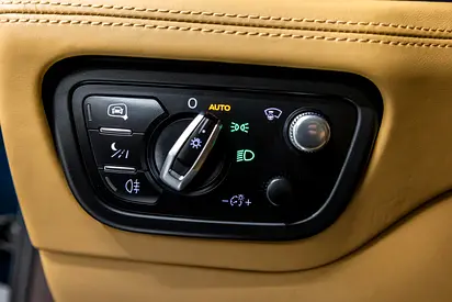 2021 Bentley BENTAYGA — миниатюра 18