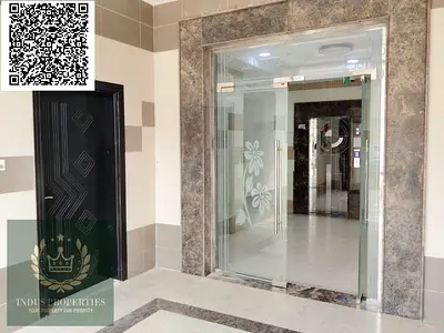 فرصة استثمارية: مبنى سكني وتجاري مكون من طابقين (أرضي + طابقين) للبيع في منطقة الجرف الصناعية 3
