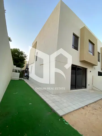📢 تاون هاوس كورنر للبيع – 3 غرف نوم | تملك حر للأجانب