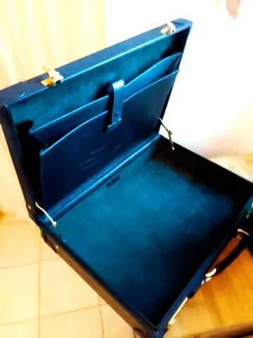 Authentic black leather DUPONT briefcase