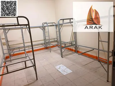 فرصة مميزة للشركات والمؤسسات لاستئجار إقامة عمال مجهزة بالكامل في منطقة حيوية بالشارقة. المبنى مجهز بكل المرافق الأساسية لضمان راحة العمال