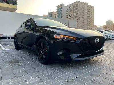 Mazda 3 hatchback 2022 PREFERRED PACKAGE Canadian Spcs