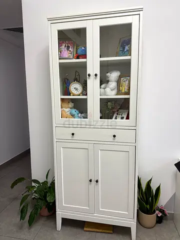 Aed 500 Spacious  Elegant White Display Cabinet with Glass