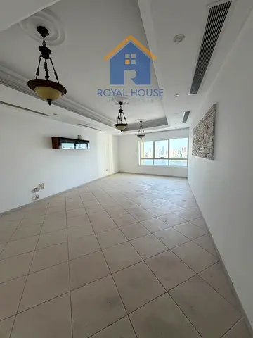 ثلاث غرف وصالة اطلالة بحيرة بسعر مميز