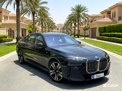 AED 4,530/month | 0 Downpayment | Manufacturer Warranty | 30 Day Return | BMW 735I 2024