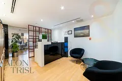 Fully fitted office l Spacious l high floor