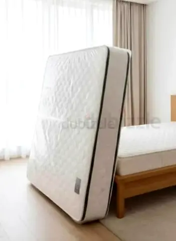 Brend New King size 180x200 spring Top memory foam matress Available 28 cm thikniss