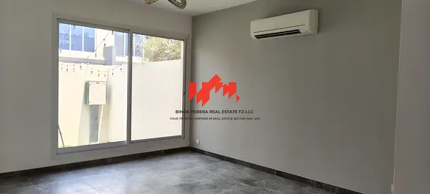 3 BR Villa for Rent in Khuzam, Spacious Living