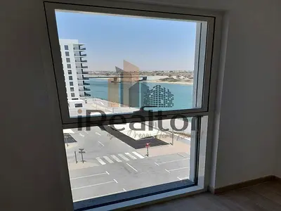 Spacious 2 bed partial canal view