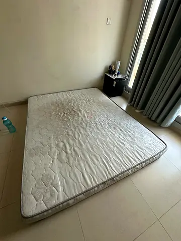 Queen Size Mattress for Sale- AL WARQAA