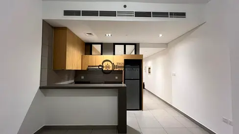 Brand New Spacious Studio Apartment – Modern Design & Prime Location