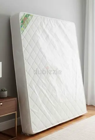 Brend New King size 180x200 Madical Matress Available 18 cm .