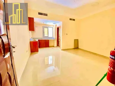 Spacious // STUDIO // BIGG KITCHEN