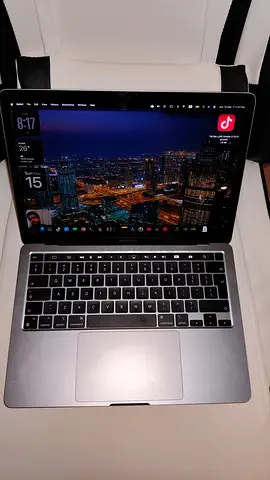 Urgent sell 2000dhs ( Pro M2 MacBook ) fixed price mint condition battery life 98% 13-inch retina