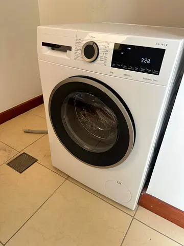 Bosch Series 4 Front Load Washer 9 kg WGA14400GC FREE DELIVERY +WARRANTY