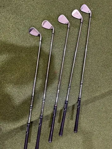 Strata Golf club Set