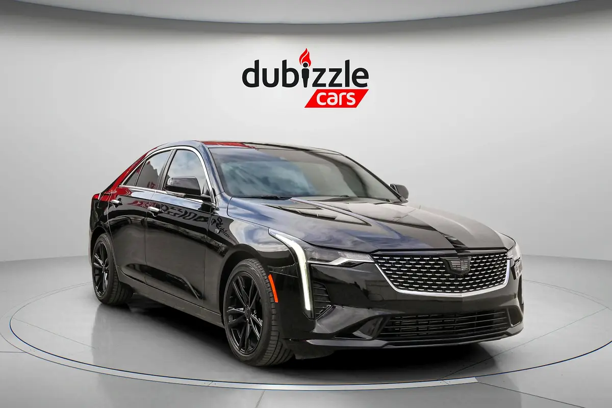 Cadillac CT4 2022 — photo 1 of 17