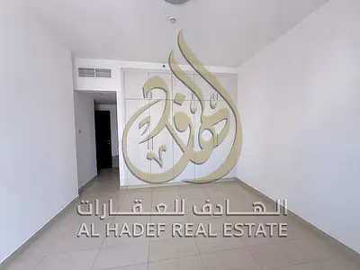 للإيجار السنوي في الشارقة0 – منطقة القصباء  متوفر شقة غرفتين وصالة بموقع مميز قريب من الكورنيش وجميع الخدمات، بمساحات مريحة وتشطيب جيد مناسب للعائلات.