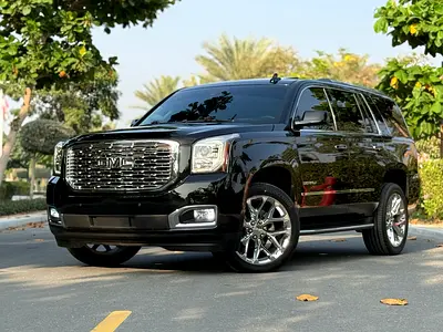 GMC Yukon Denali 2018, imported from Canada, in agency condition. VIP chairs. New Bridgestone tires