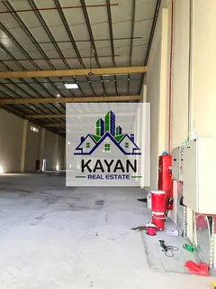 Corner industrial warehouse 16,500 sqft, 400 KVA power, 10m height with staff rooms.