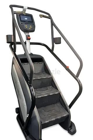 Matrix climb mill console