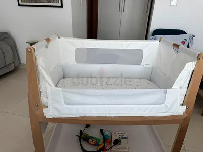 Snuzpod 4 with extra bedsheets
