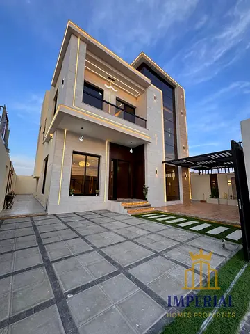 🏡 فيلا فاخرة للبيع – 3 غرف + مجلس + صالة + غرفة خادمة | مساحة 3014 قدم | سعر 1,600,000 شامل رسوم التسجيل والتملك