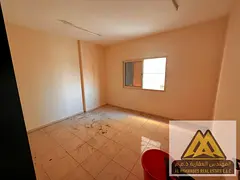 Annual rent apartment in Ajman, Al Nuaimiya 1 Opposite Al Hikma School 3 bedrooms and hall with mast