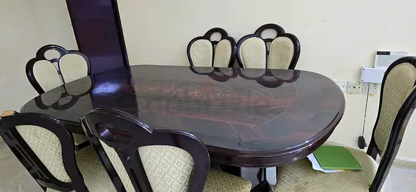 Dinig set and big coffee table