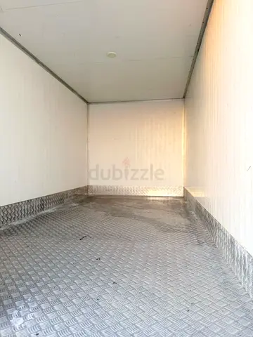 Cheap movers pickup delivery service available all in uae 24/7