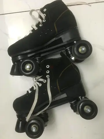 Skate shoes for sale