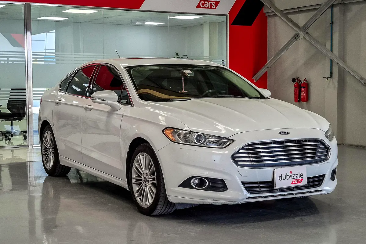 Ford Fusion 2014 — photo 1 of 12