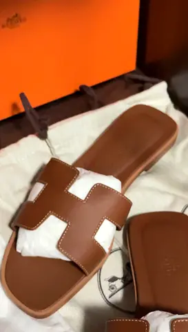 New Hermes Oran sandal authentic, brought in emirates mall