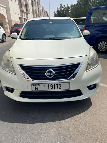 Nissan Sunny 2013