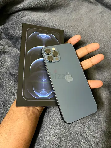 Iphone 12 pro max UAE version
