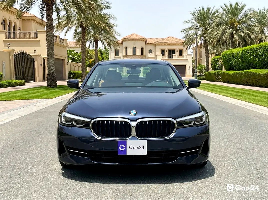 بي إم دبليو 5-سيريز 2023
