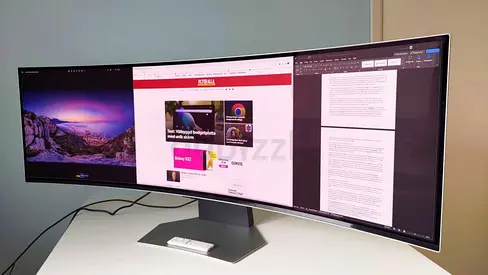 Samsung Odyssey OLED G9 (LS49DG952SMXUE) is a 49-inch, 1800R curved gaming monitor featuring Dual QH